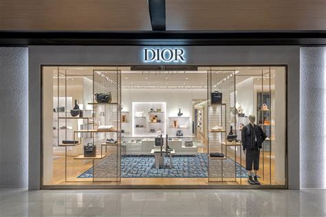 dior greenbelt|dior boutique greenbelt 3.